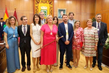Representantes de Somos Calpe, Compromís per Calp y PSPV-PSOE de Calp tras el pleno de investidura