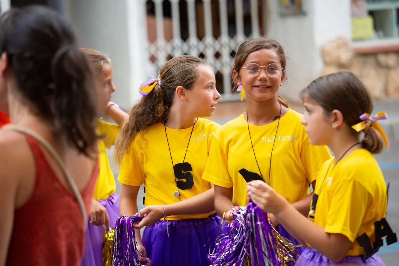 Cabalgata de disfraces de las fiestas de Moraria 2023 04