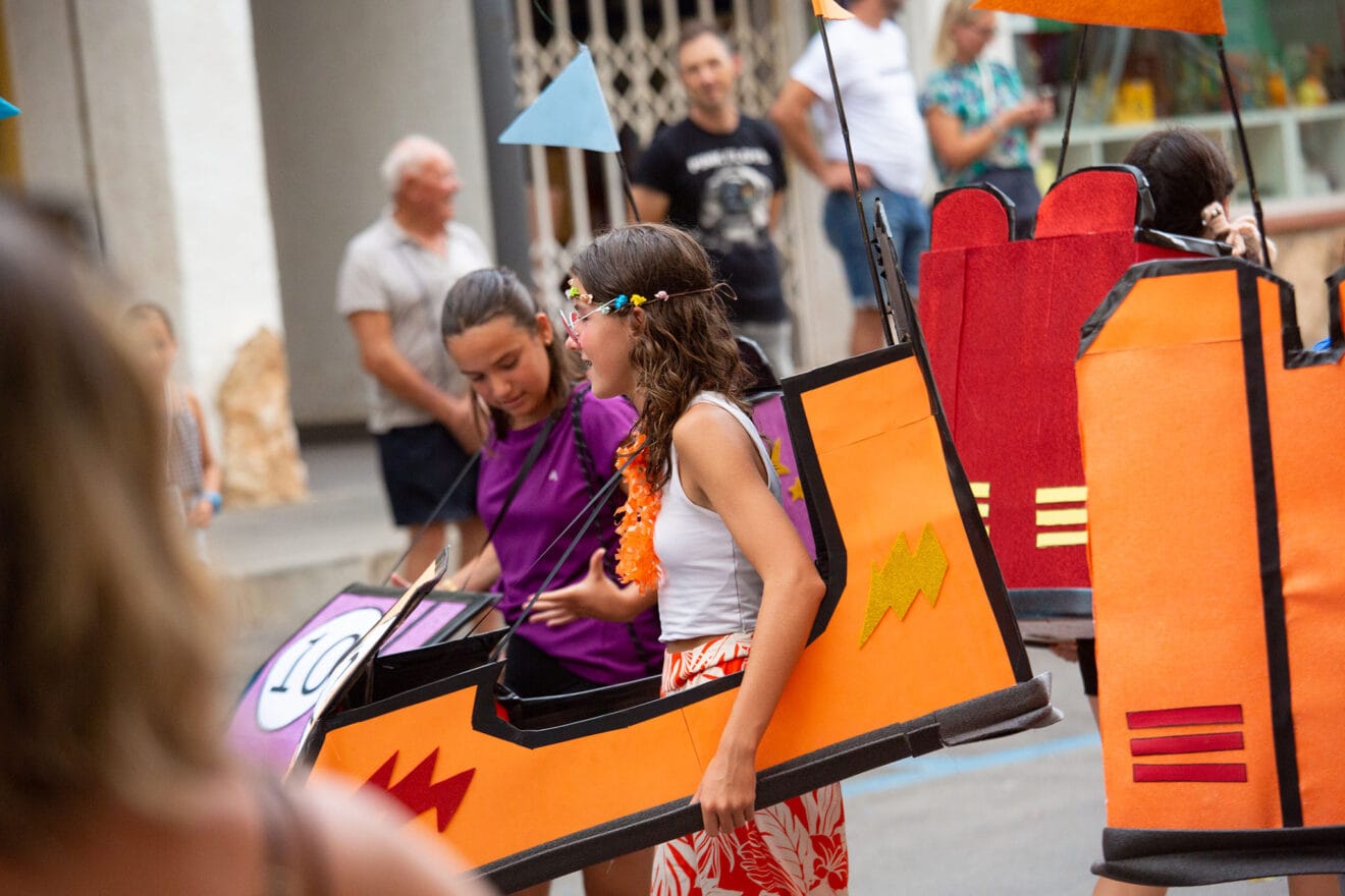 Cabalgata de disfraces de las fiestas de Moraria 2023 14