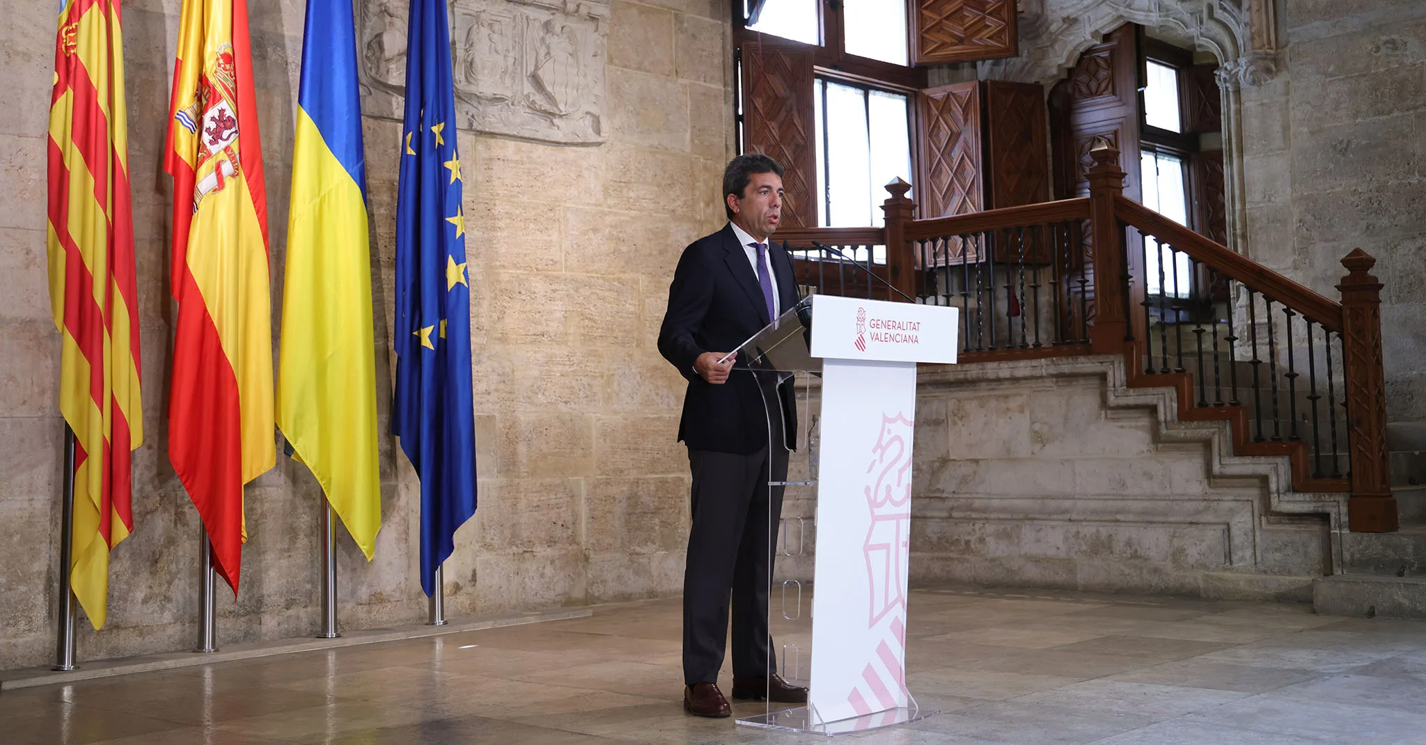 carlos mazon anunciando la composicion definitiva del nuevo consell de la comunitat valenciana