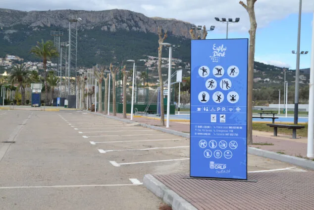 cartel del esplai parc de calp