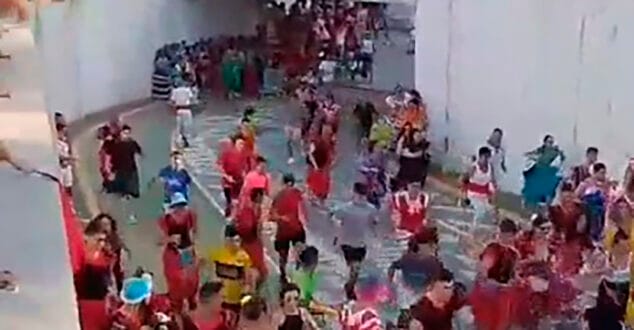 incidente en el desfile de inauguracion del corro de los toros de las fiestas de gata de gorgos