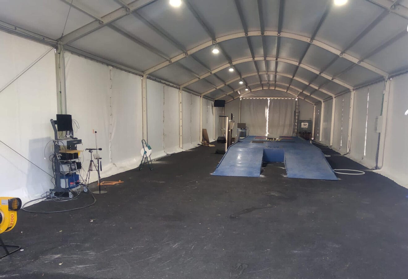 Interior de la ITV móvil de Calp