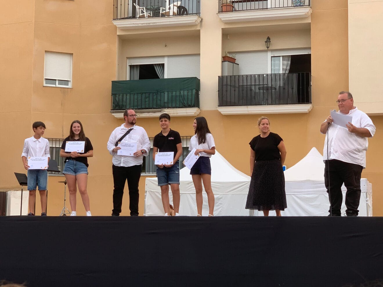 Muestra de baile moderno y ballet en fiestas de Benitatxell 31