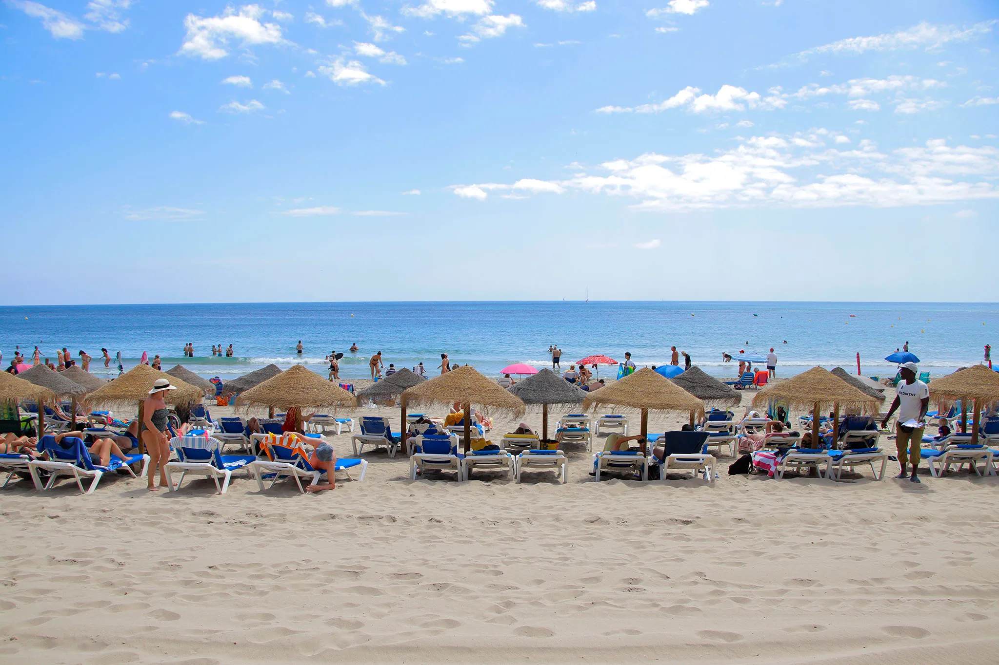 playa de la fossa de calp durante este verano 2023