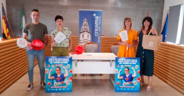 presentacion de la nueva campana de verano 2023 del comercio local de pego passa un estiu millor