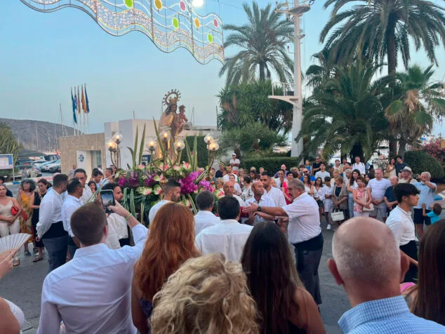 procesion en moraira en honor a la virgen del carmen 2023 13