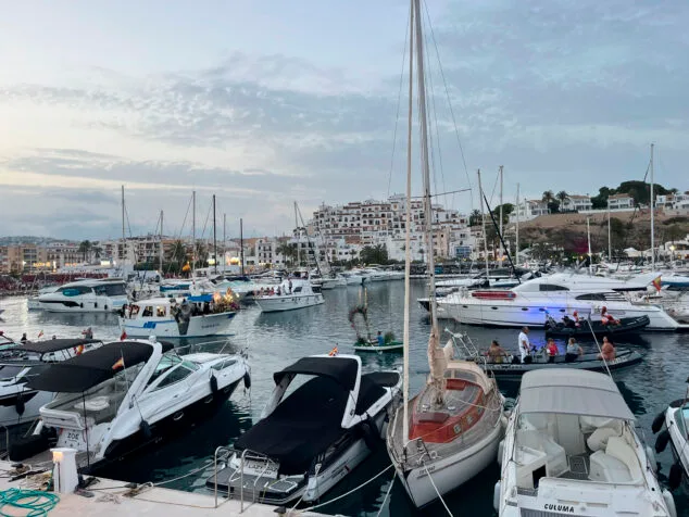 procesion en moraira en honor a la virgen del carmen 2023 17
