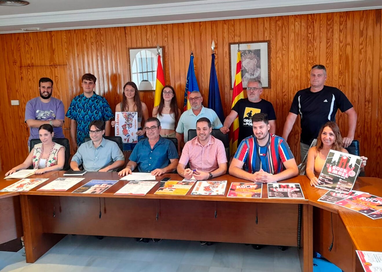 Representantes municipales y de las fiestas de Sant Jaume de Ondara 2023