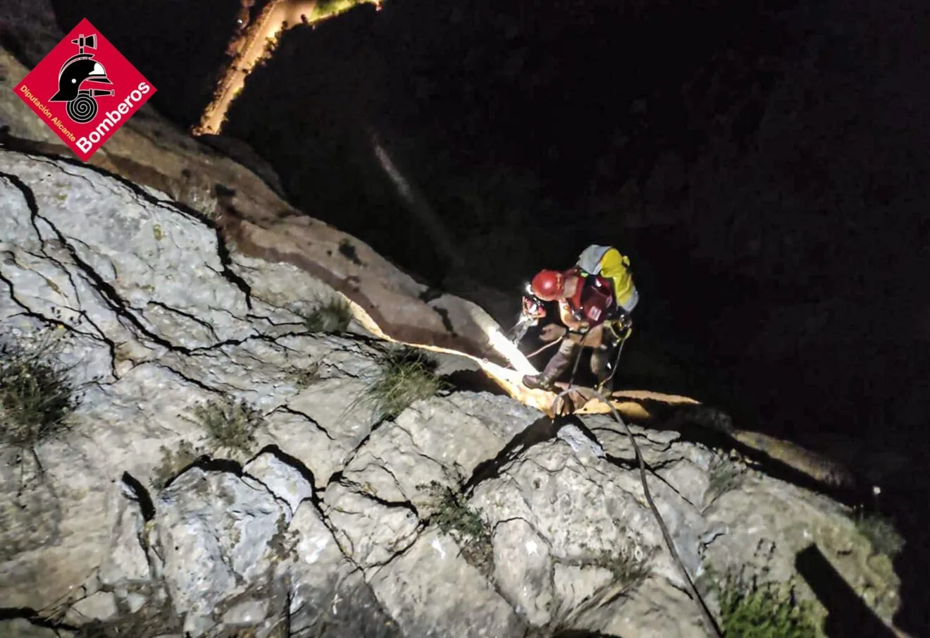 Rescate de bomberos en el Peñón de Ifach