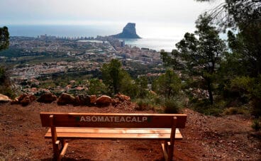 Banco ‘Asómate a Calp’ en la Serra d’Oltà