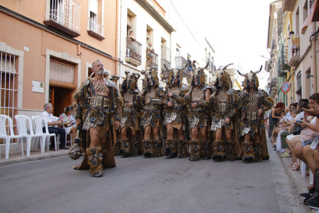 desfile de moros y cristianos del verger 202321