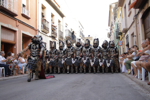 desfile de moros y cristianos del verger 202325