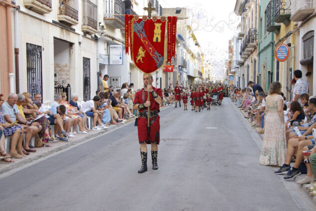 desfile de moros y cristianos del verger 202328