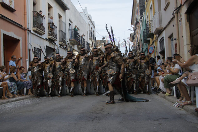 desfile de moros y cristianos del verger 202345