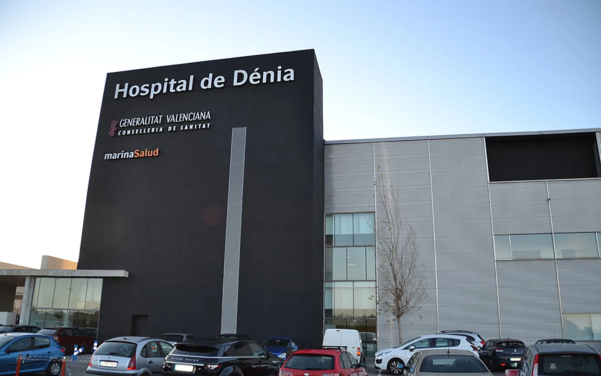 fachada del hospital de denia