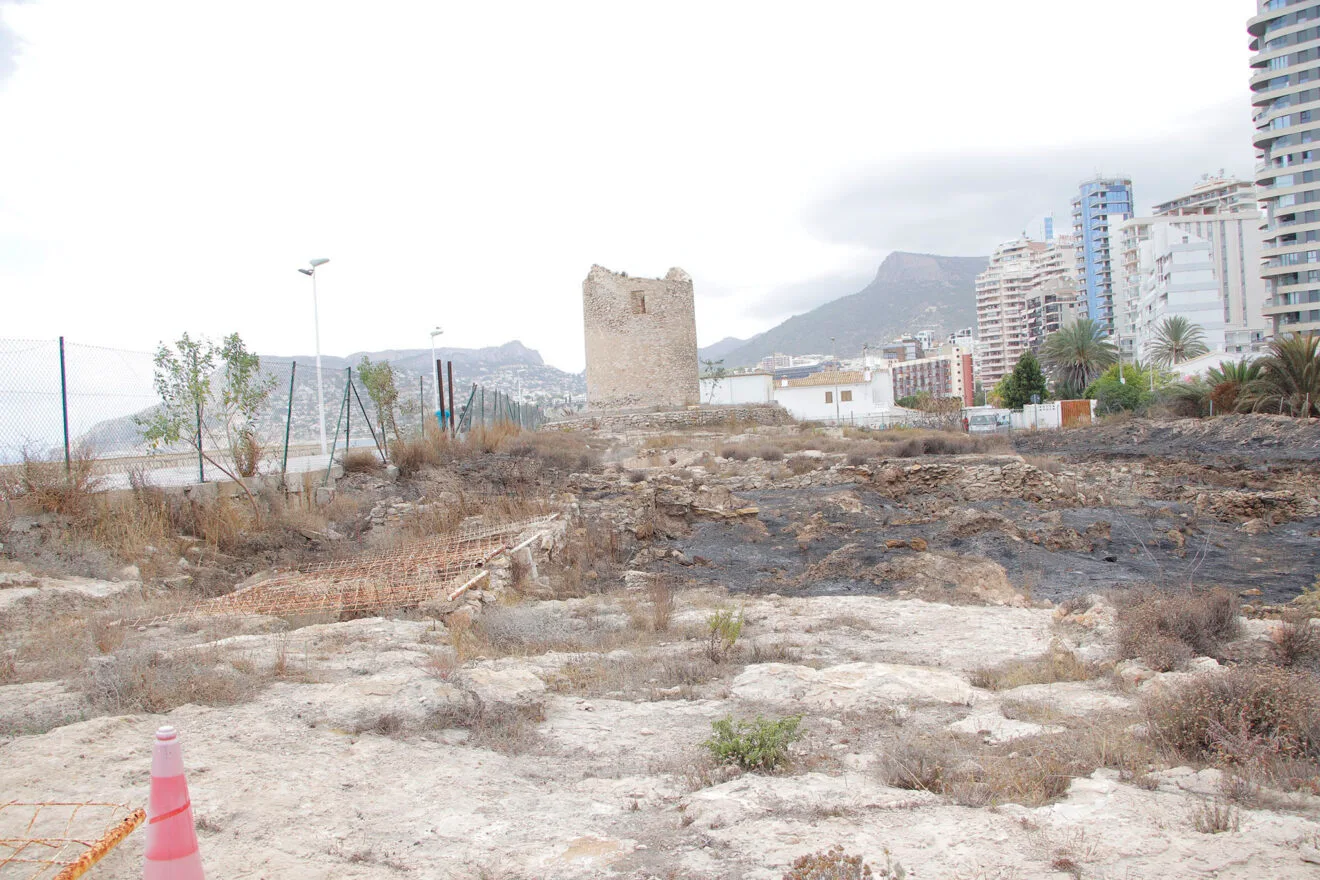 Zona de los Baños de la Reina afectada por el incendio 16