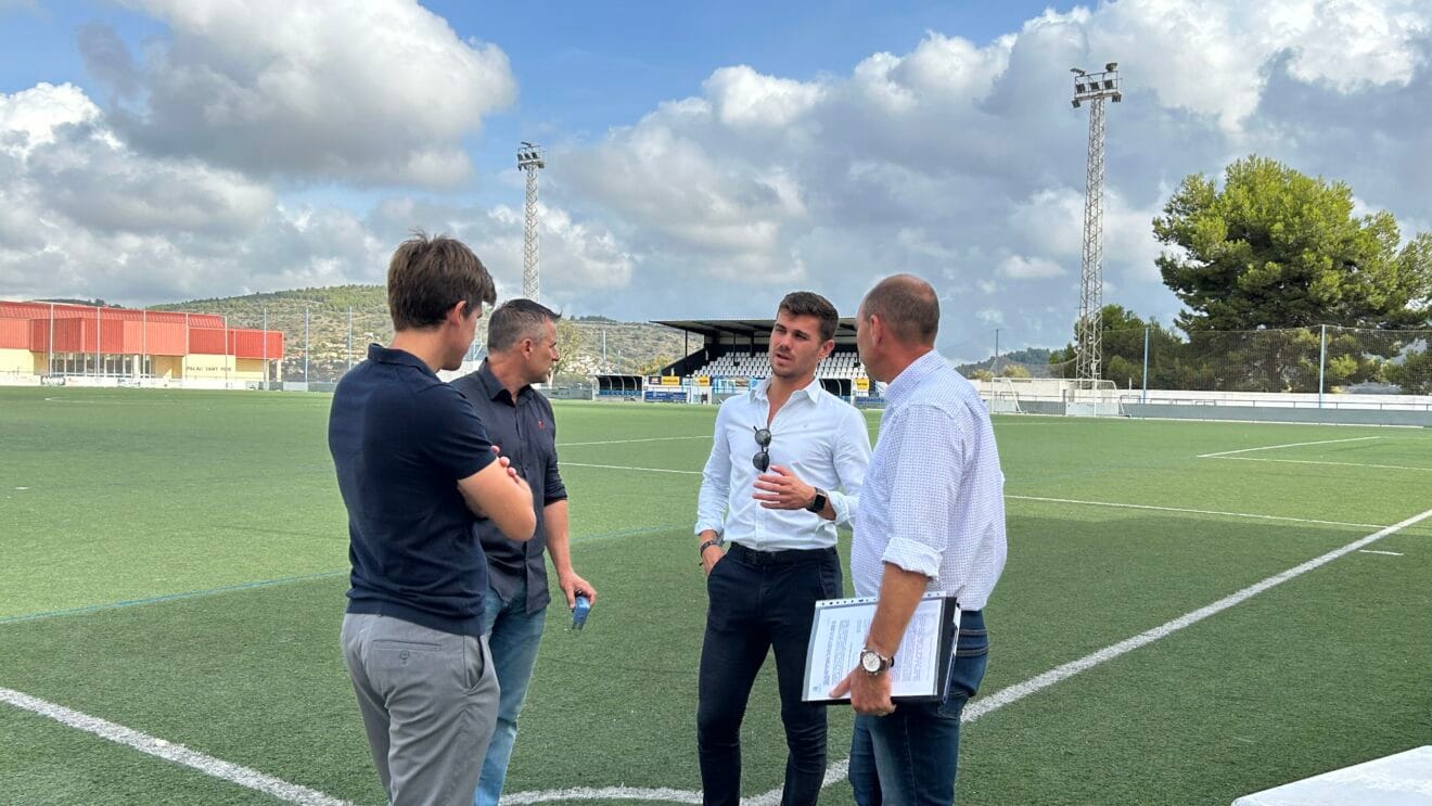 Adrian Cabrera junto a tecnicos Diputacion y empresa adjudicataria