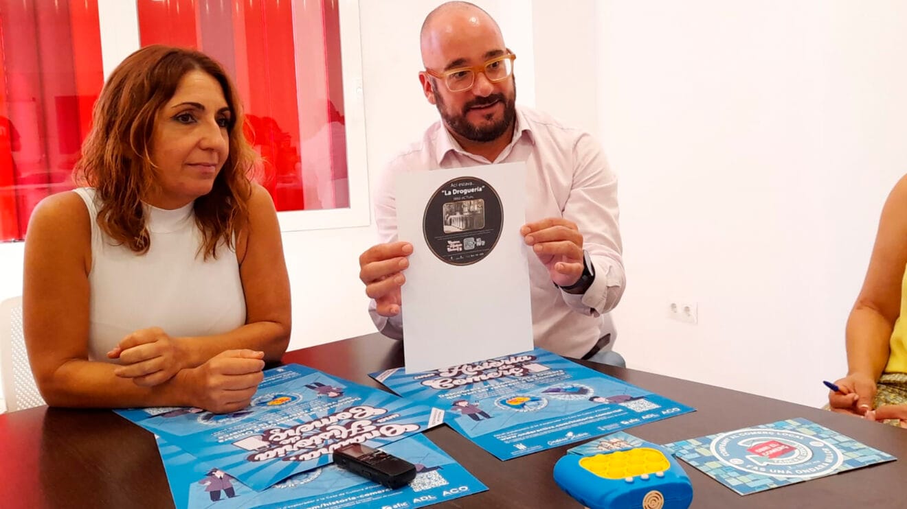 Diseño de la placa que albergará el código QR de cada comercio de Ondara
