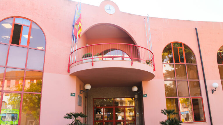 Entrada del ayuntamiento de Teulada