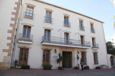 Exterior del Ayuntamiento de Ondara (archivo)