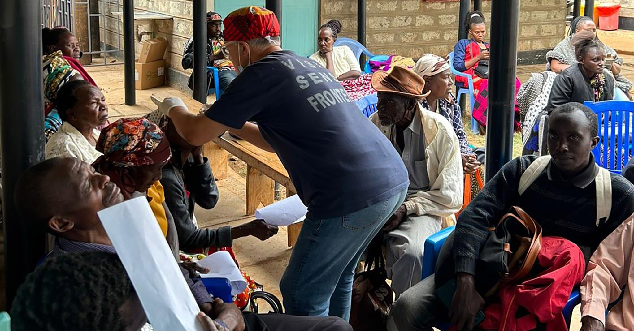 Jornada de cirujías en Kenia de la ONG de Calp Visió sense fronteres en su última campaña de prevención contra la ceguera