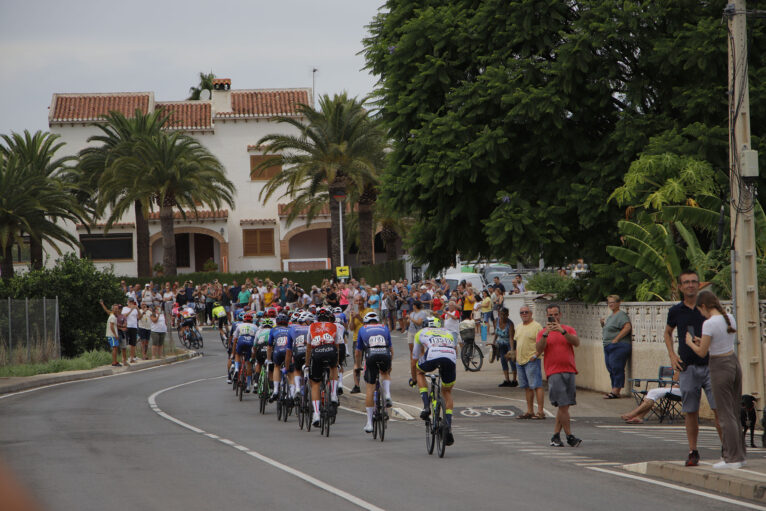 La Vuelta Ciclista a España 2023 a su paso por Els Poblets 27