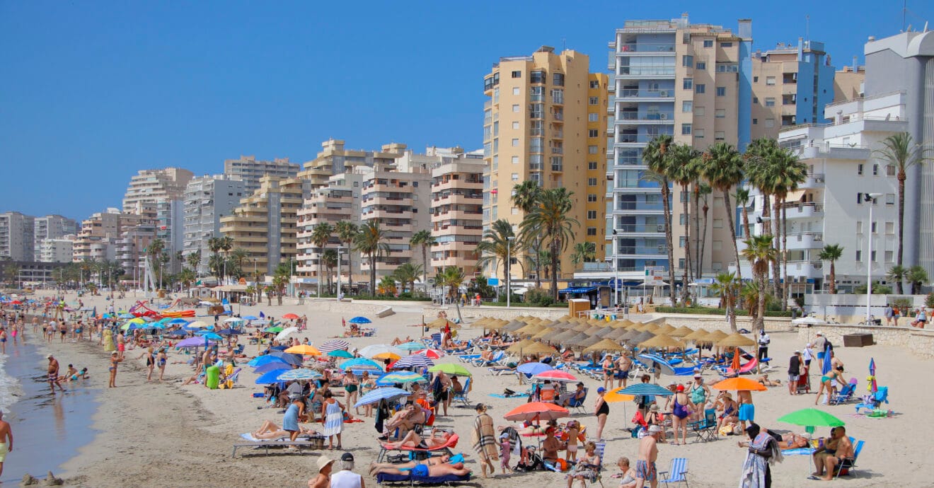 Playa de Calp a principios de verano 2023