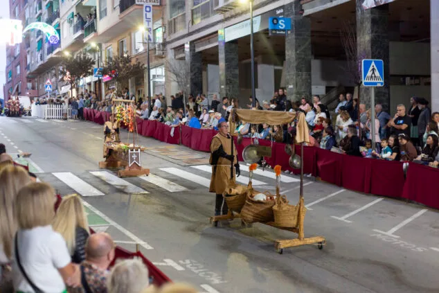 Los Moros y Cristianos de Calp vuelven a deslumbrar con su gran entrada 42 desfile de moros y cristianos de calp 2023 41