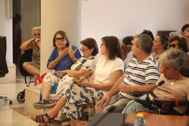 reunion de alcaldes y asociaciones por la reversion 17