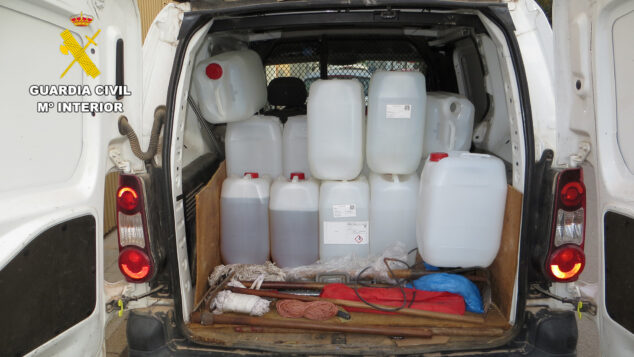 Imagen: Vehículo robado en Ondara para sustraer gasolina
