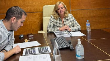 Ana Sala y Ximo Perles en la presentación de los presupuestos de Calp para 2024