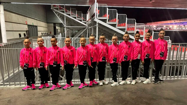 Imagen: Equipos prebenjamín y alevín del C.G. Les Marines de Calp en Bilbao