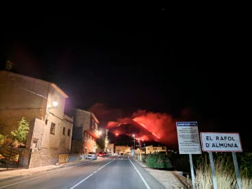 Incendio desde la entrada del Ràfol d’Almúnia