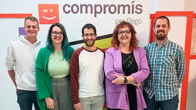 integrantes de la nueva ejecutiva local de compromis per pego