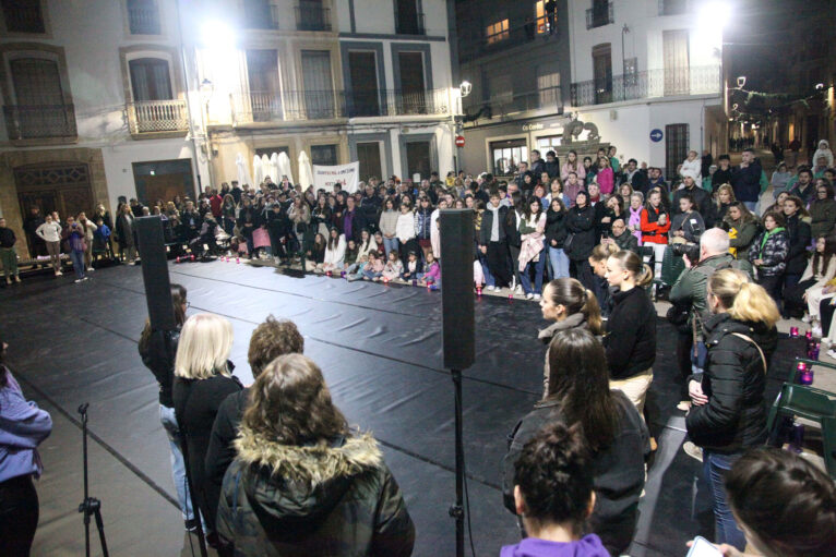 Manifestación comarcal el 25N en Gata de Gorgos 16