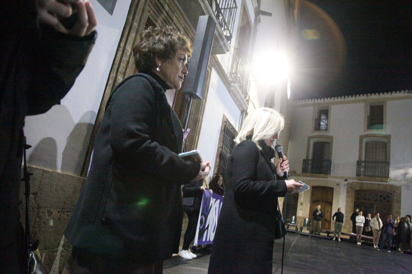 Manifestación comarcal el 25N en Gata de Gorgos 19