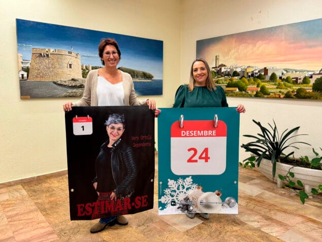 El tradicional calendario de Adviento que protagonizan 24 vecinos y vecinas de Teulada Moraira este 2023 1 Imagen: Presentación del Calendario de Adviento Teulada Moraira 2023