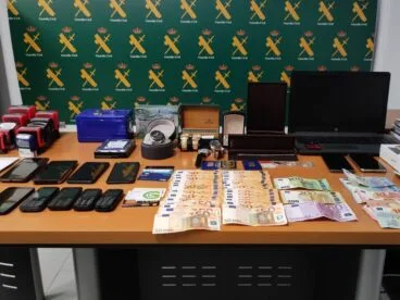 efectos intervenidos por la guardia civil