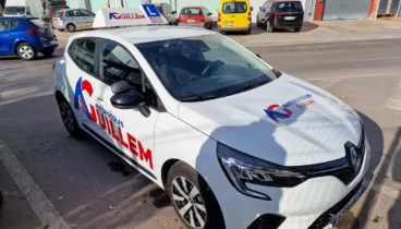 este es el coche nuevo para hacer tus practicas
