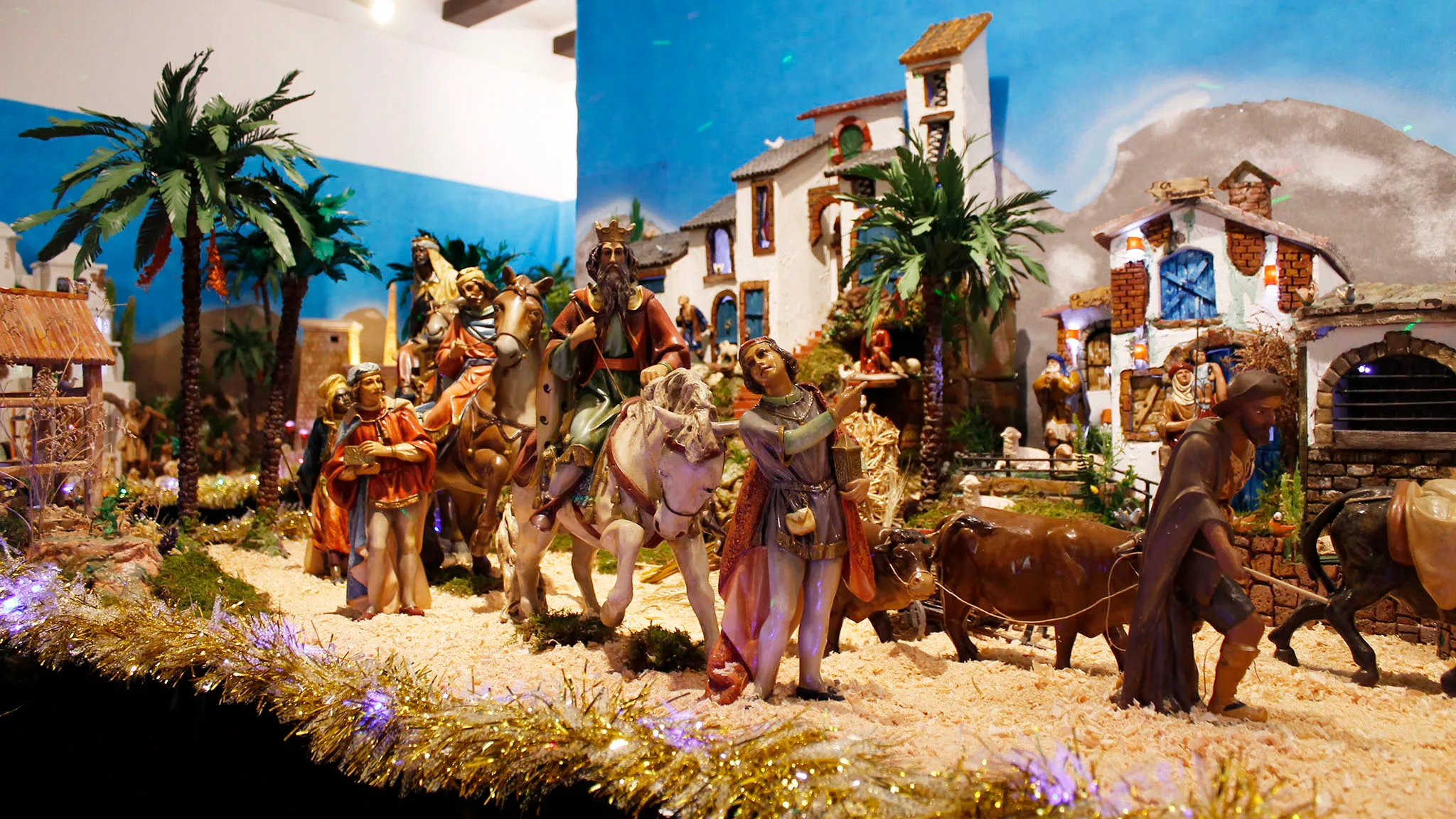 las figuras originales de los tres reyes magos del belen de les monges de pego