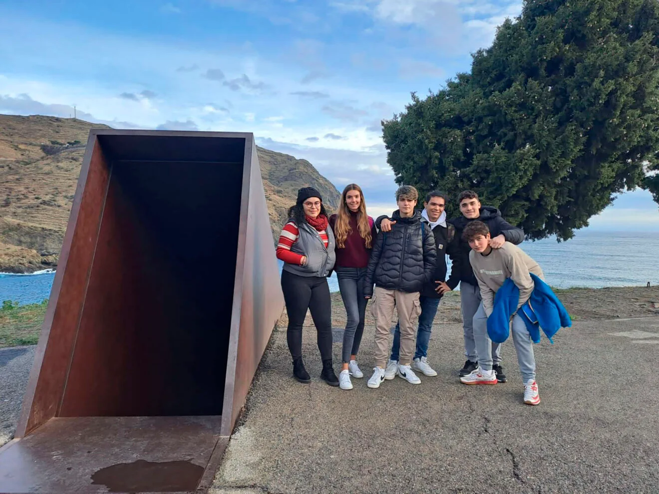 Viaje de los alumnos del IES Teulada para su trabajo sobre memoria histórica