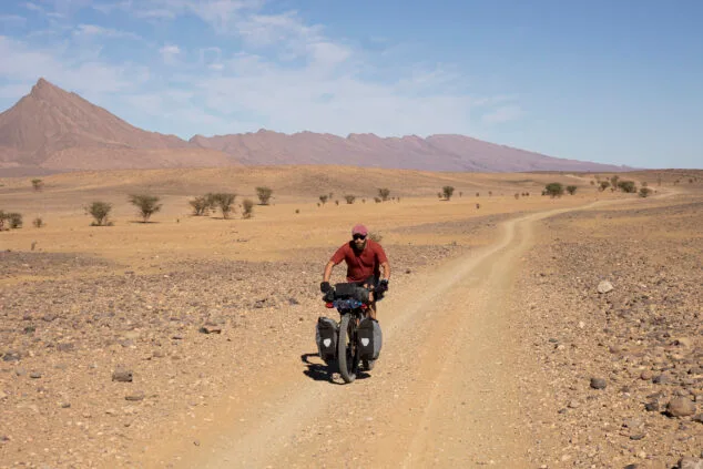 Um sonho sobre rodas: como um aventureiro de Pedreguer fez do cicloturismo seu estilo de vida 3 Imagem: Xavi Escrivá