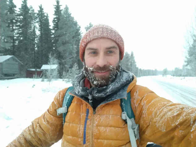 Um sonho sobre rodas: como um aventureiro de Pedreguer fez do cicloturismo seu estilo de vida 2 Imagem: Xavi Escrivà Durà durante o percurso pelo norte da Europa