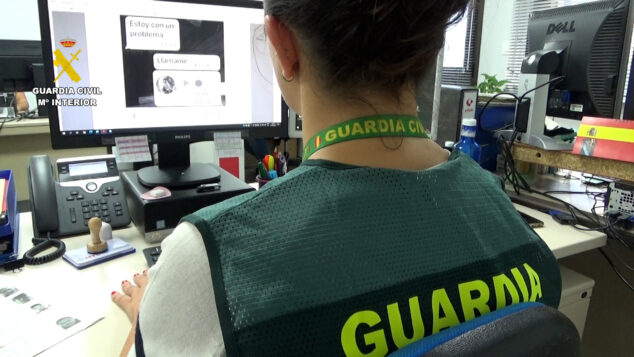 Imagen: Agente de la Guardia Civil