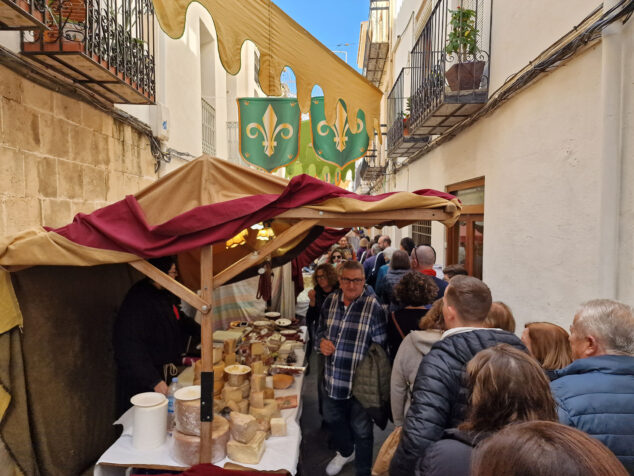 ambiente del mercado medieval de benissa 2024 11