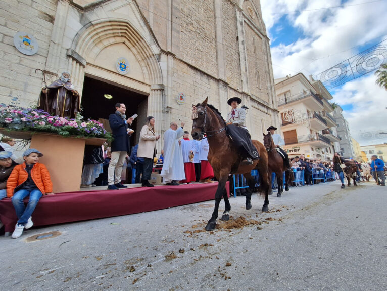 Bendición de animales por Sant Antoni en Benissa 2024 113