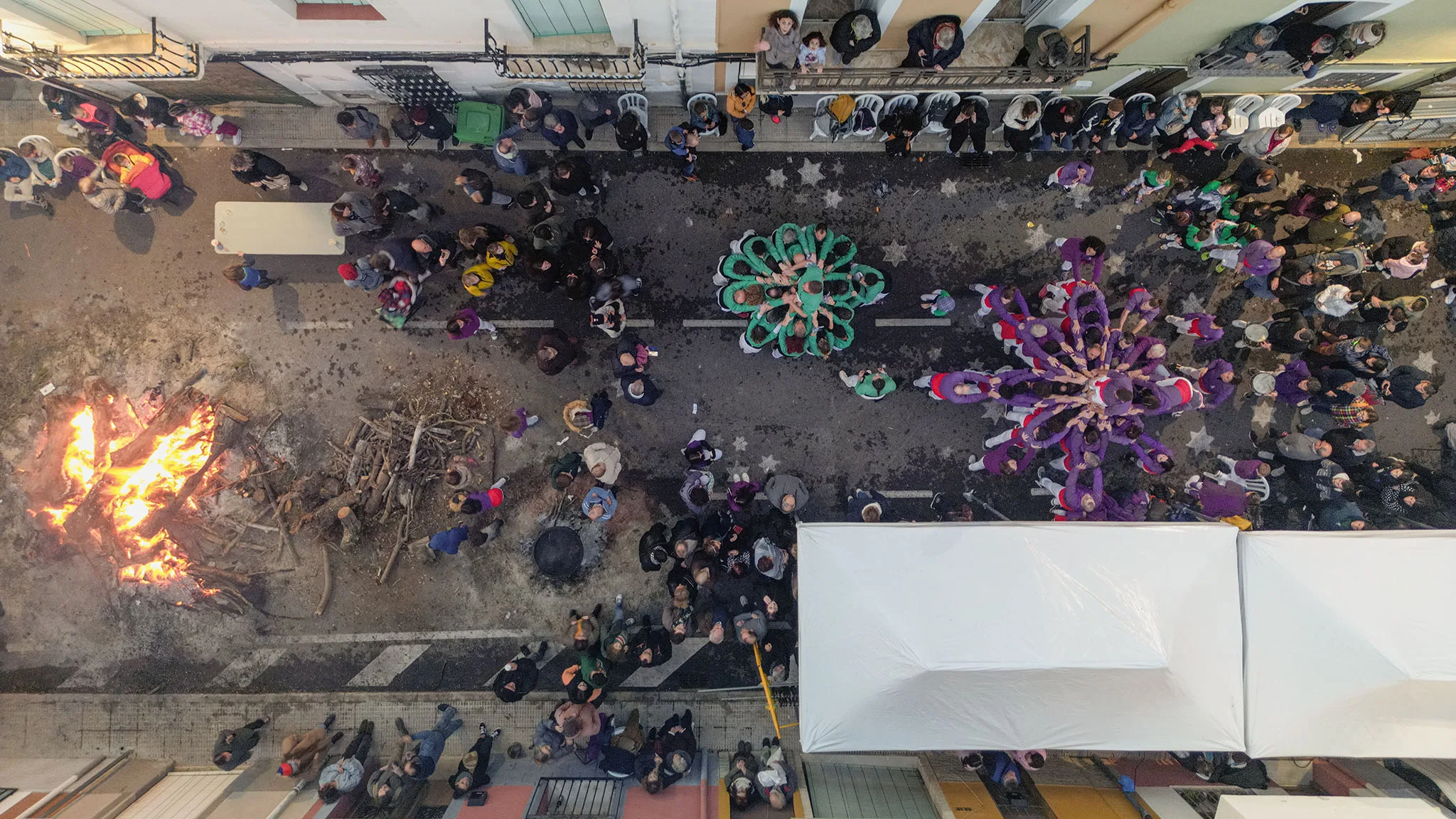 encuentro de la muixeranga de la marina alta y la muixeranga de la safor a vista de drone xepo w