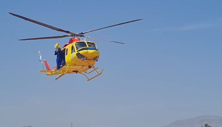 Helicóptero de rescate de bomberos