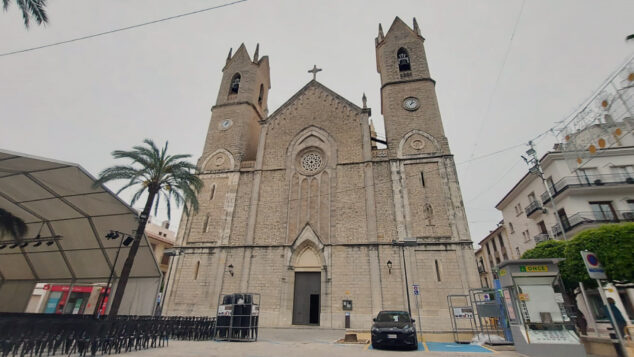 Imagen: La Basílica de la Puríssima Xiqueta i Sant Pere Apóstol antes de las obras